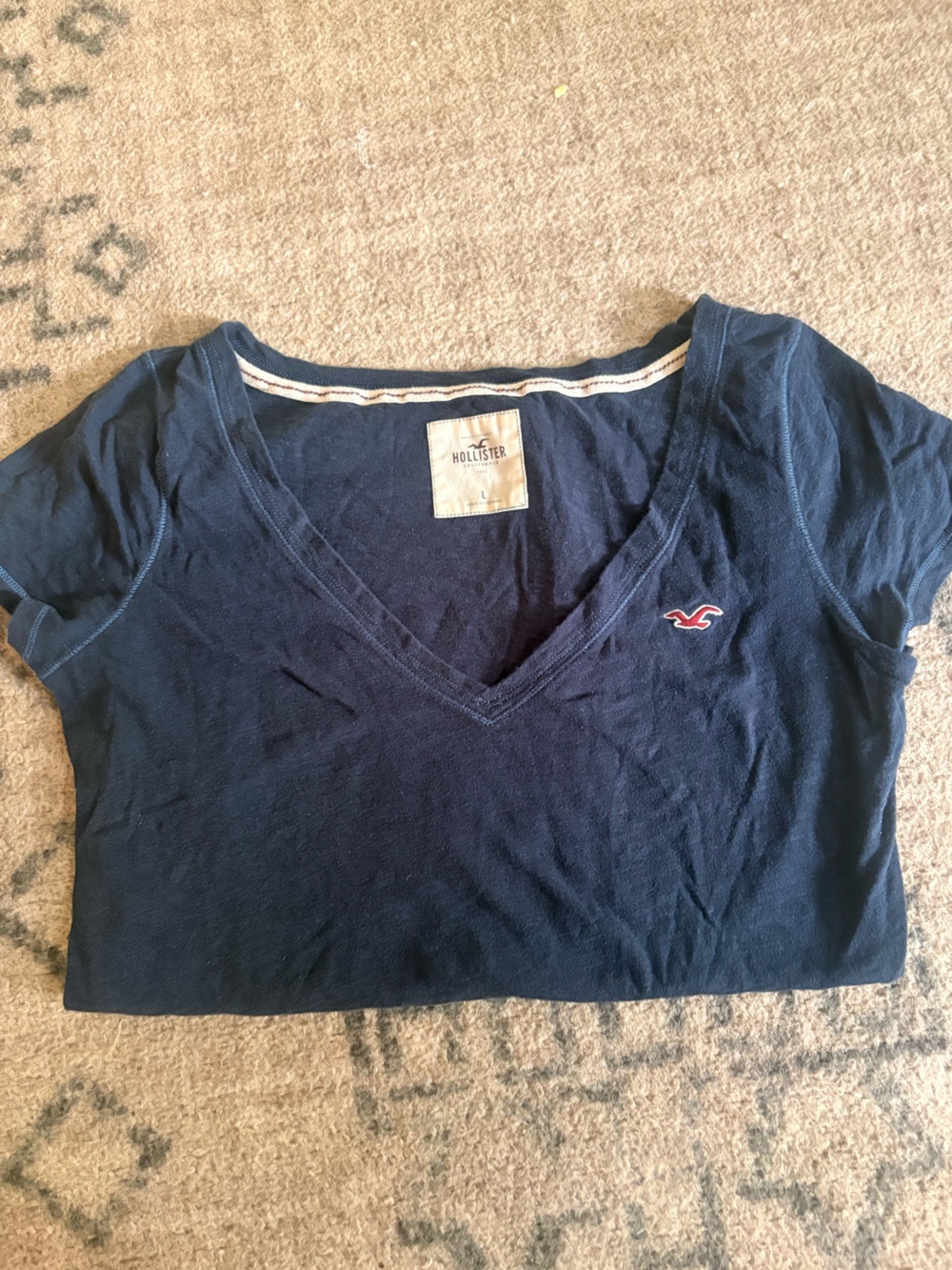 Early 2000’s Hollister tee